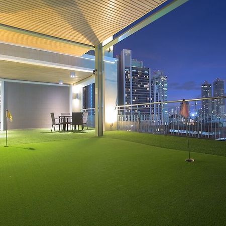 V Residence Serviced Apartment Bangkok Exterior photo